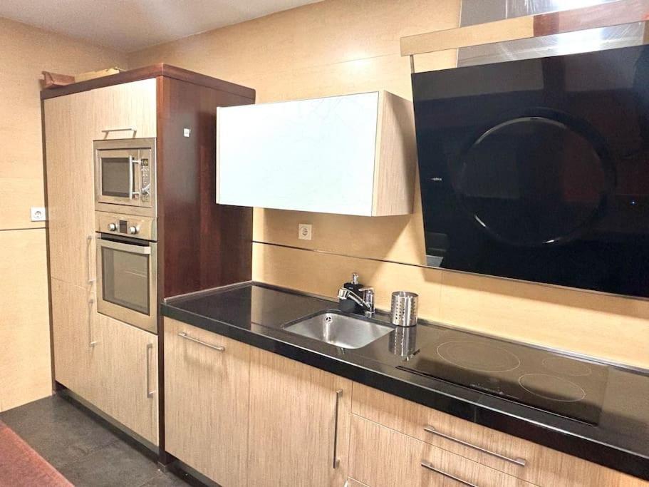 Apartamento Forum - Ciencias Grenada Zewnętrze zdjęcie